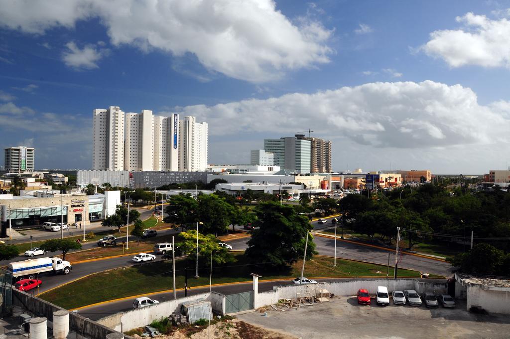Las Perlas Condos Cancún Extérieur photo