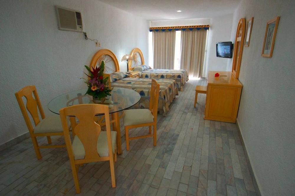 Las Perlas Condos Cancún Extérieur photo